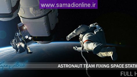 Preview Astronaut Team Fixing Space Station